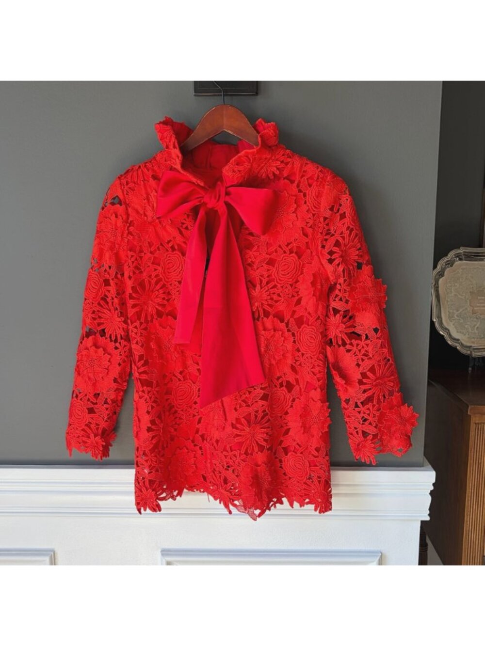 NWT Tuckernuck Guipure Lace Faye Top Blouse Bow Back Red 3/4 Sleeves Size XS - Picture 5 of 14